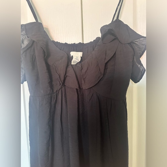 Cute summer dress! Navy blue gently worn great condition . MIDI length - Picture 3 of 3